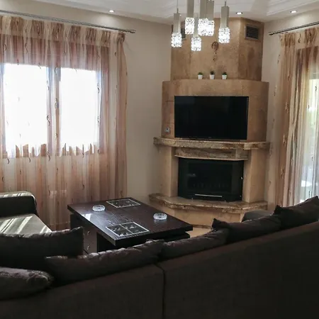 Reve * Nea Kallikrateia